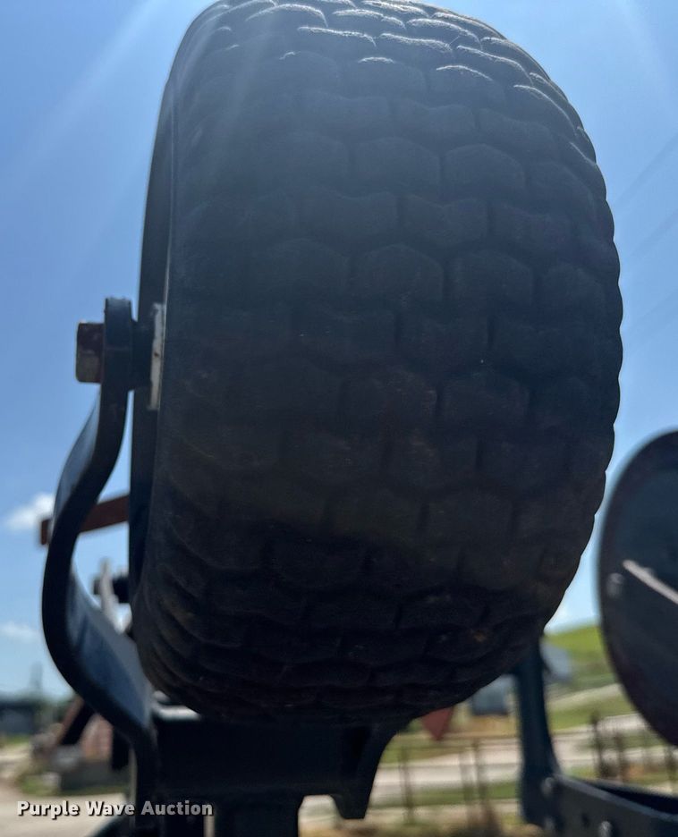 image for item ER2165 B&H Mfg. 9100 row crop cultivator