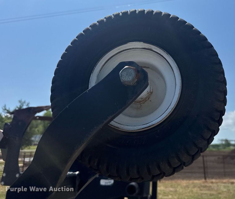 image for item ER2165 B&H Mfg. 9100 row crop cultivator