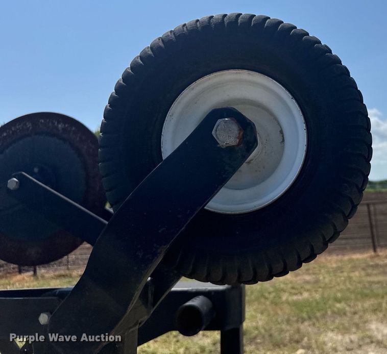 image for item ER2165 B&H Mfg. 9100 row crop cultivator