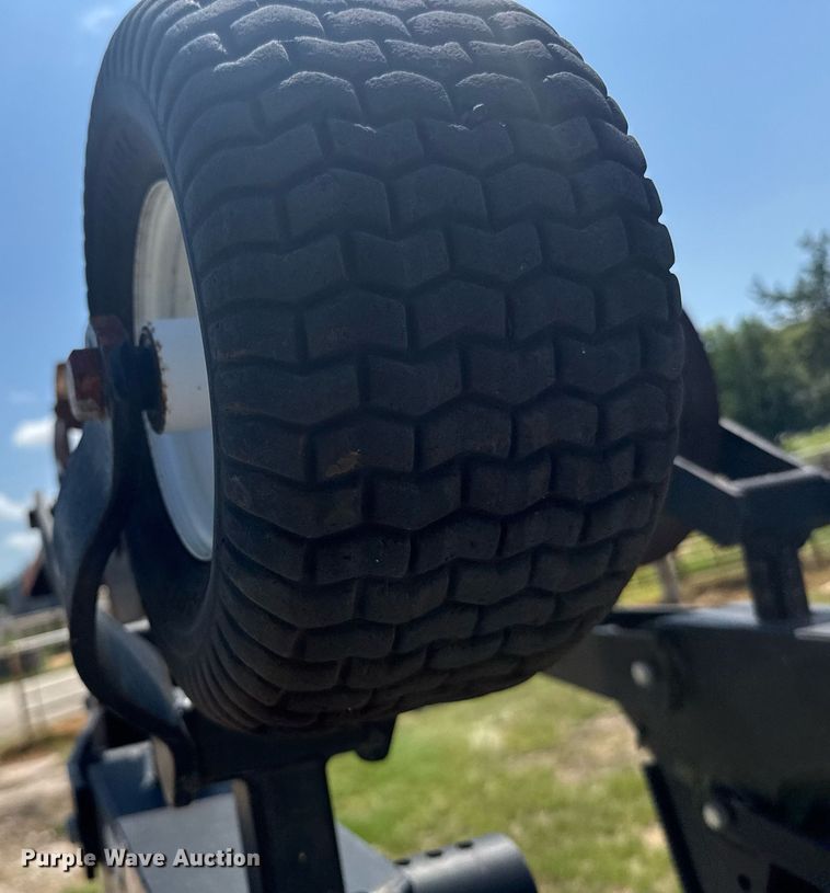 image for item ER2165 B&H Mfg. 9100 row crop cultivator