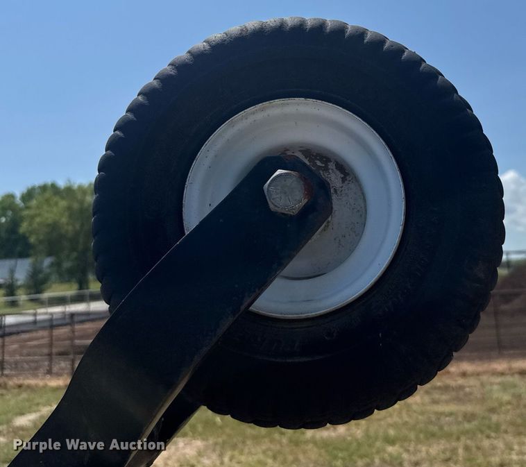 image for item ER2165 B&H Mfg. 9100 row crop cultivator