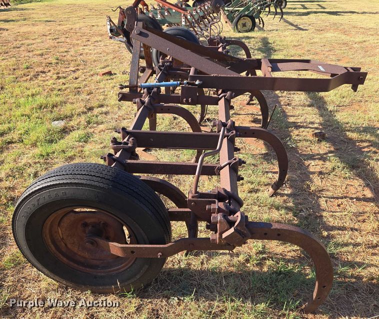 image for item EU3512 Chisel