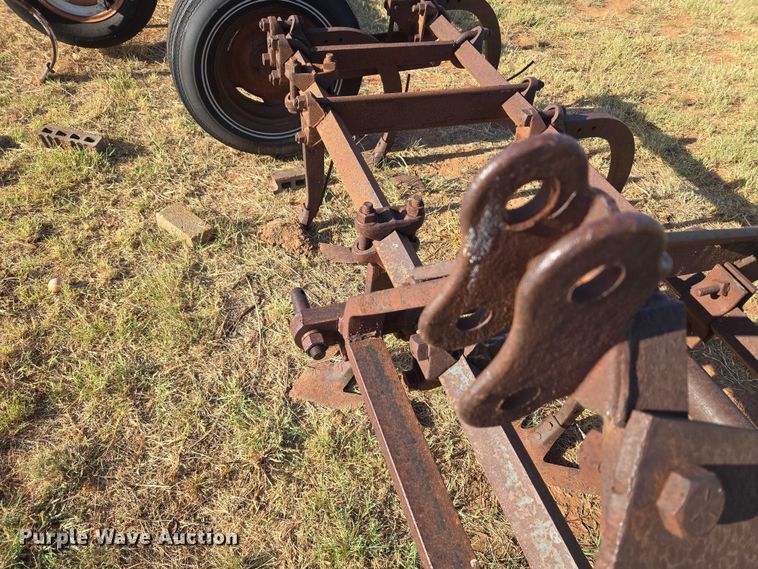 image for item EU3512 Chisel