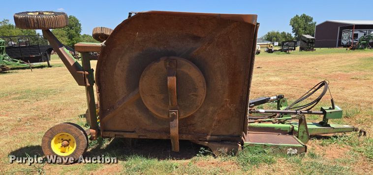 image for item EU3516 John Deere batwing rotary mower