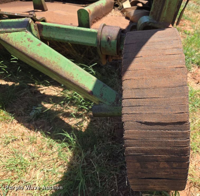 image for item EU3516 John Deere batwing rotary mower