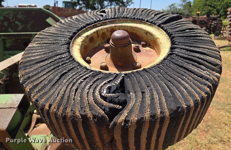 image for item EU3516 John Deere batwing rotary mower