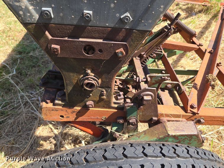 image for item EU3519 Case seeder