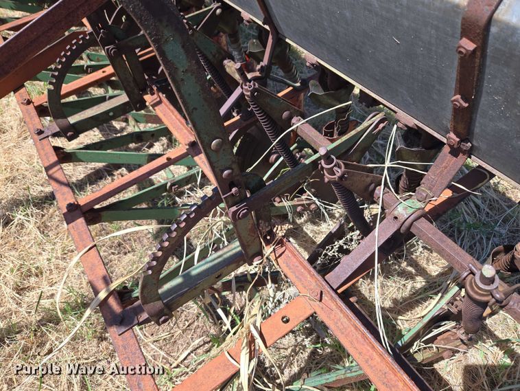 image for item EU3519 Case seeder