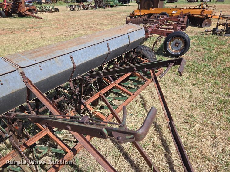 image for item EU3519 Case seeder