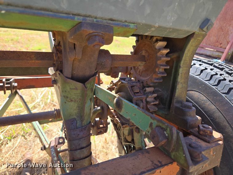 image for item EU3519 Case seeder