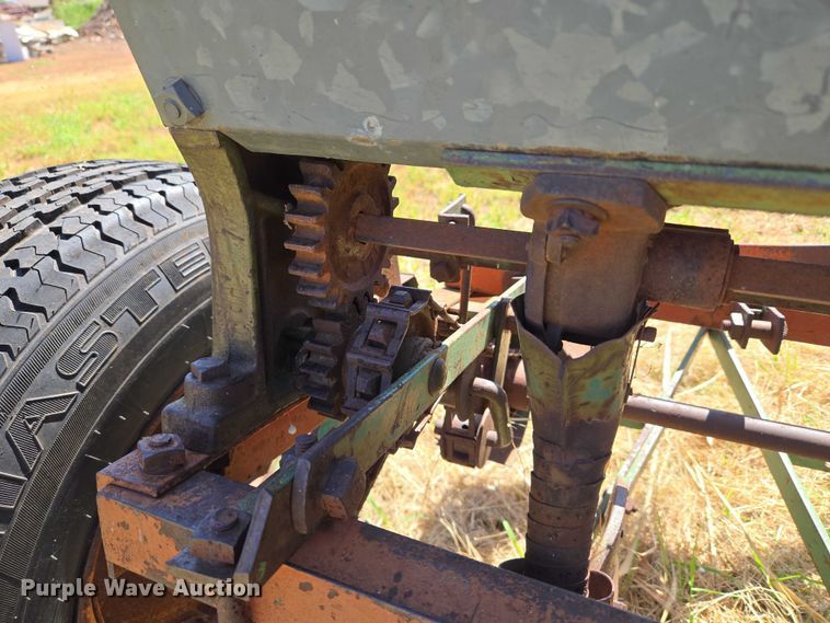 image for item EU3519 Case seeder