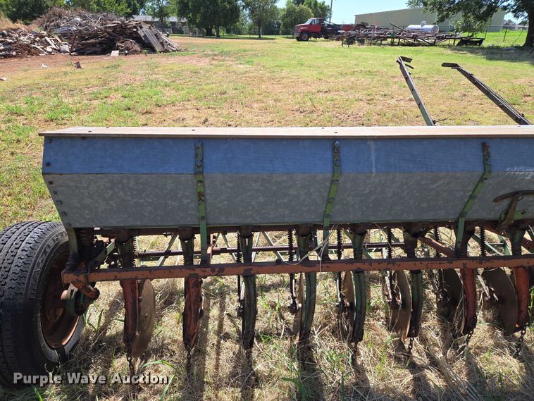 image for item EU3519 Case seeder