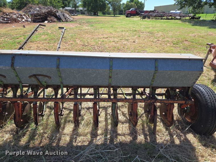 image for item EU3519 Case seeder