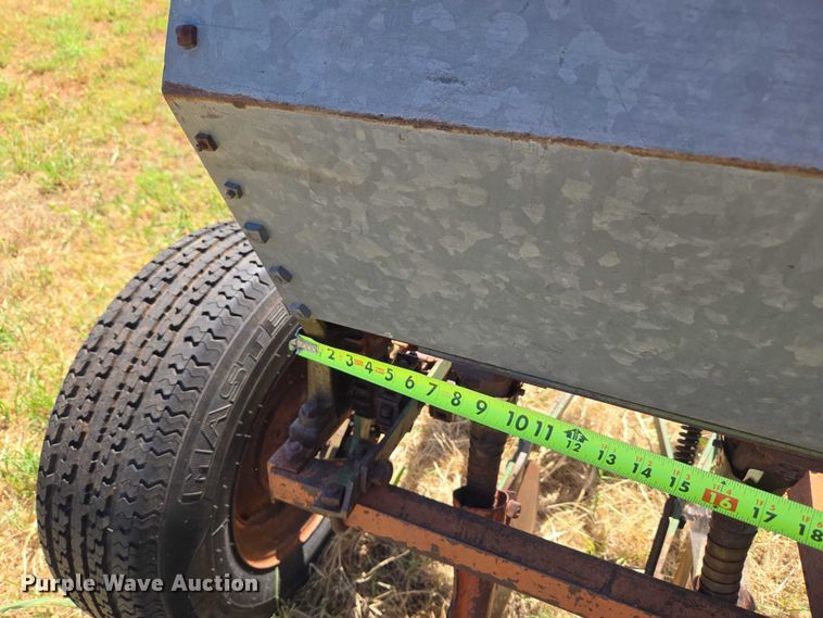 image for item EU3519 Case seeder