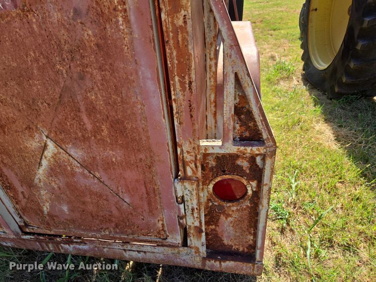 image for item EU3520 Shop built livestock trailer