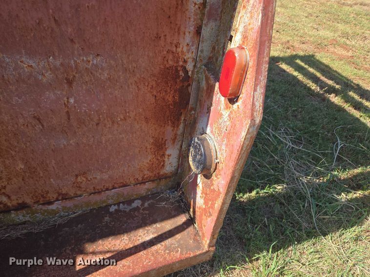 image for item EU3520 Shop built livestock trailer