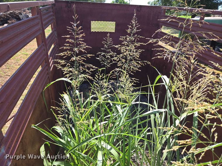 image for item EU3520 Shop built livestock trailer