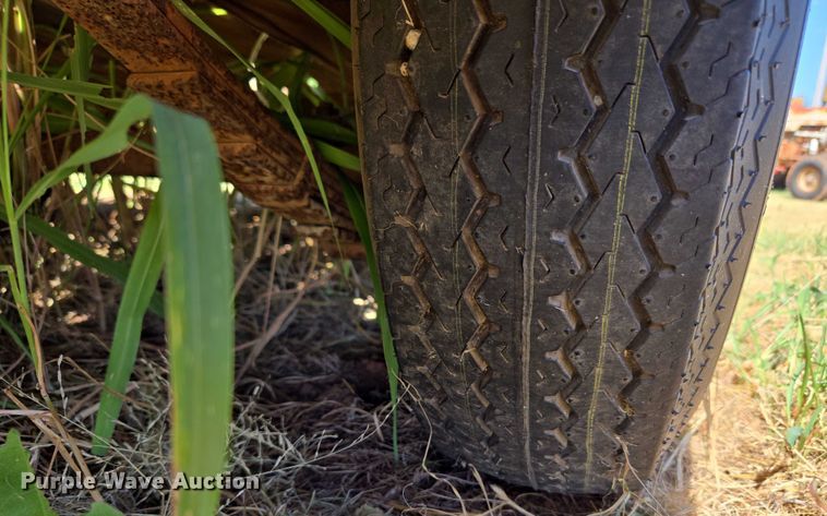 image for item EU3520 Shop built livestock trailer