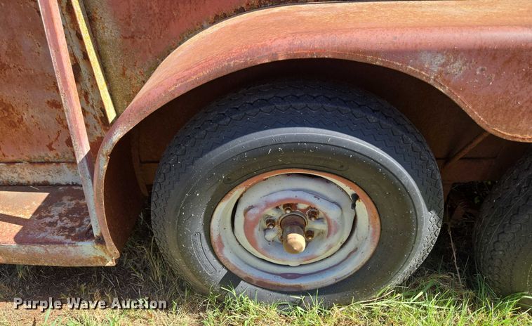 image for item EU3520 Shop built livestock trailer