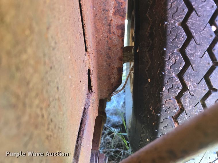 image for item EU3520 Shop built livestock trailer