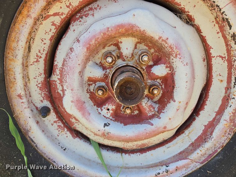 image for item EU3520 Shop built livestock trailer