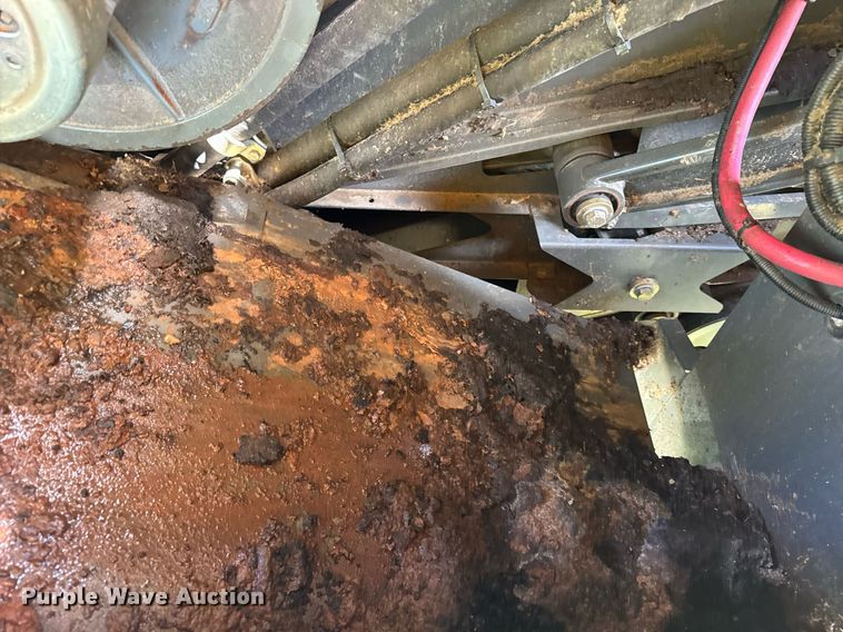 image for item YA0735 2011 Claas 730 Lexion combine