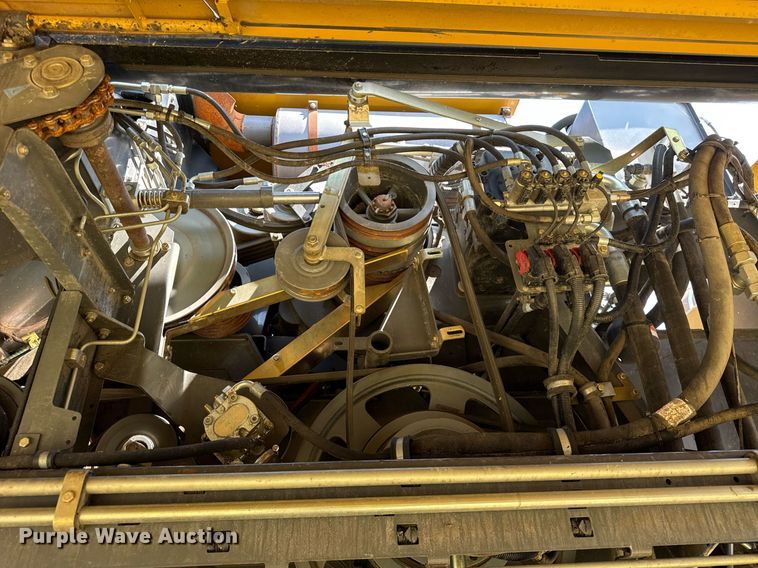 image for item YA0735 2011 Claas 730 Lexion combine