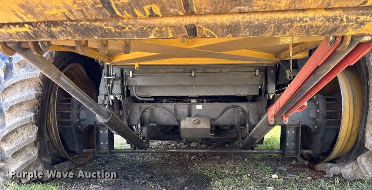 image for item YA0735 2011 Claas 730 Lexion combine