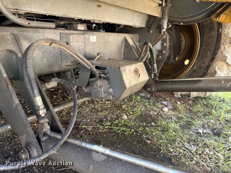 image for item YA0735 2011 Claas 730 Lexion combine