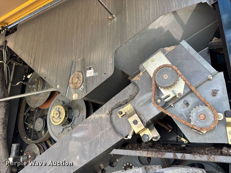 image for item YA0735 2011 Claas 730 Lexion combine