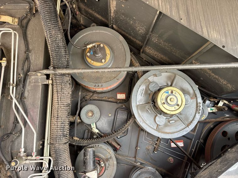 image for item YA0735 2011 Claas 730 Lexion combine