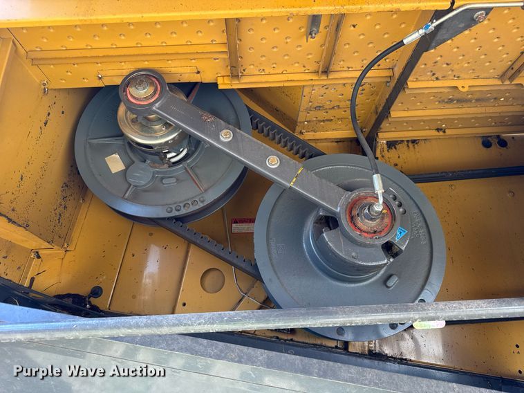 image for item YA0735 2011 Claas 730 Lexion combine