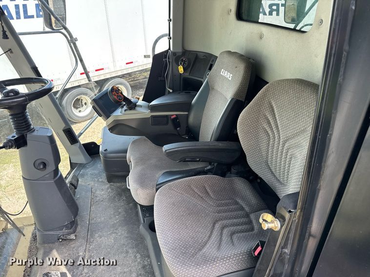 image for item YA0735 2011 Claas 730 Lexion combine