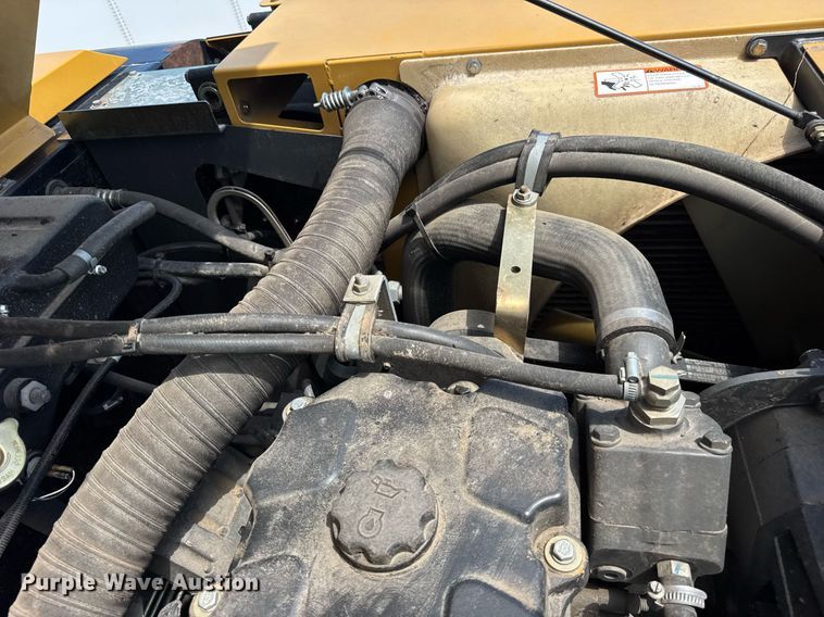 image for item YA0735 2011 Claas 730 Lexion combine