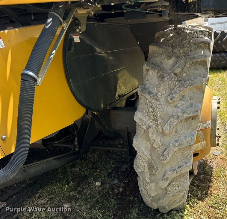 image for item YA0735 2011 Claas 730 Lexion combine