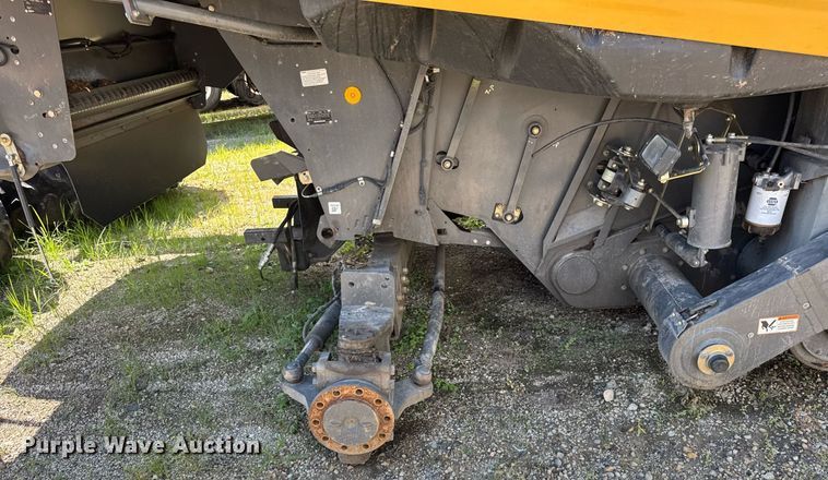 image for item YA0735 2011 Claas 730 Lexion combine