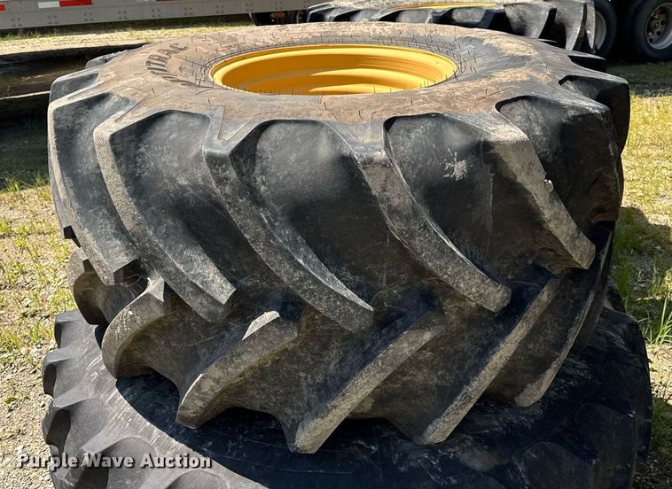 image for item YA0735 2011 Claas 730 Lexion combine