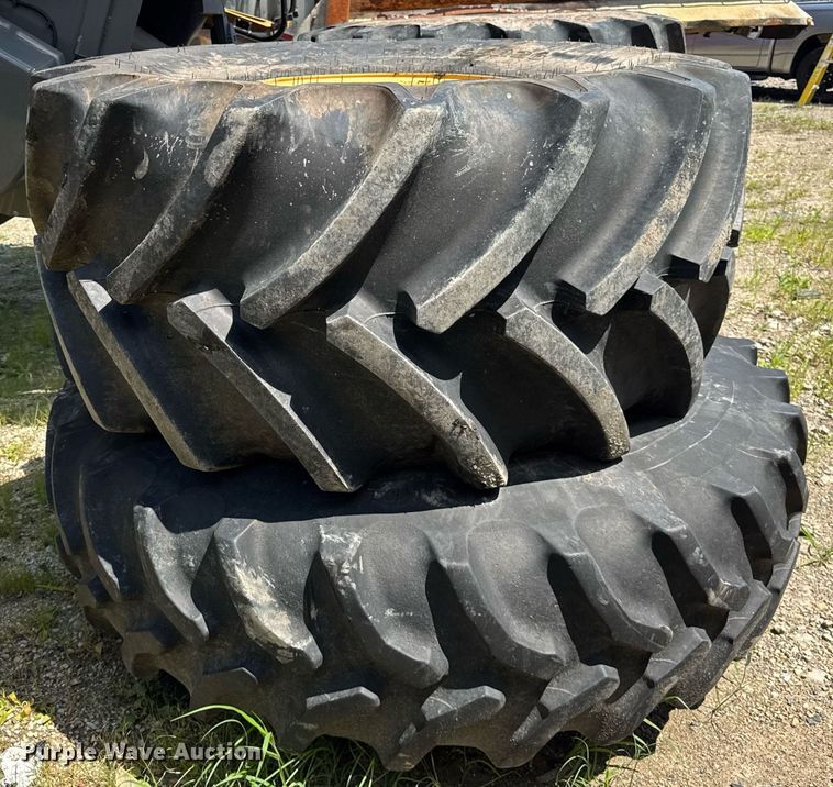 image for item YA0735 2011 Claas 730 Lexion combine