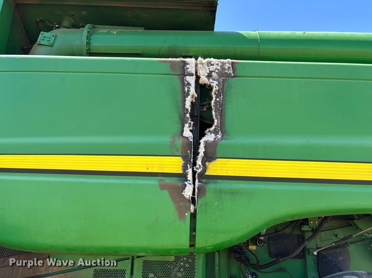 image for item YA0779 2010 John Deere 9770STS combine