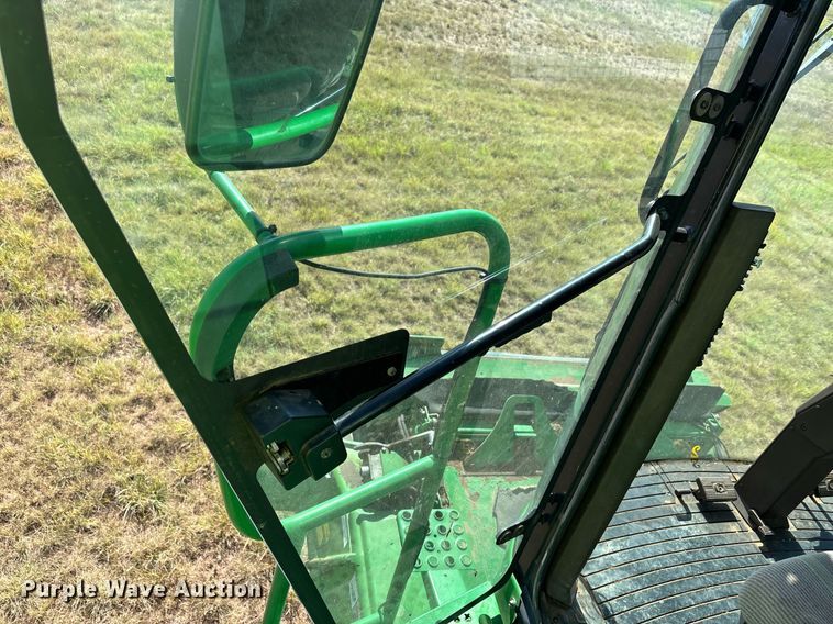 image for item YA0779 2010 John Deere 9770STS combine
