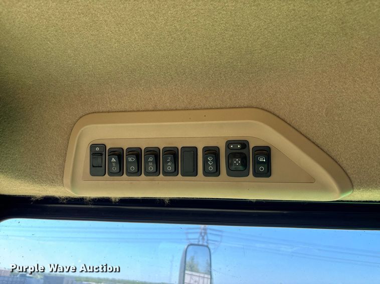 image for item YA0779 2010 John Deere 9770STS combine