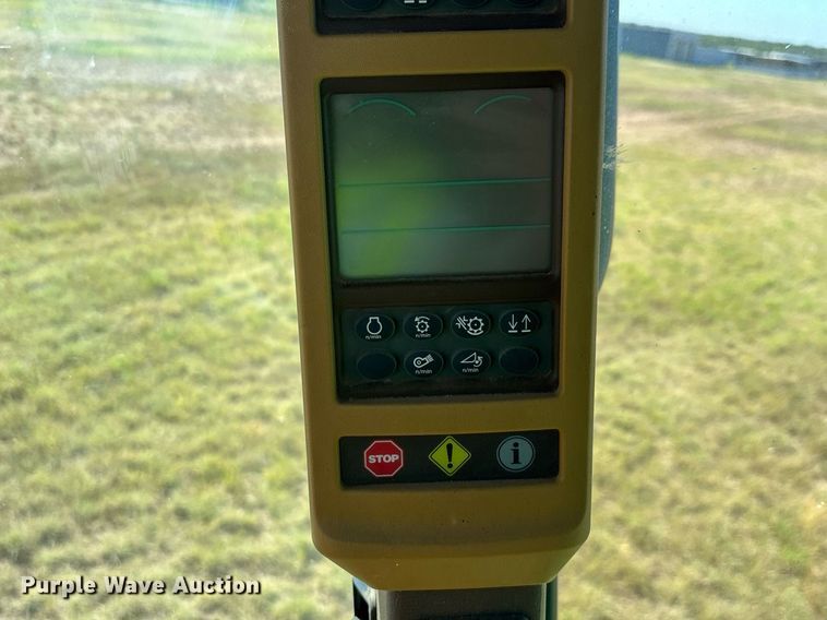 image for item YA0779 2010 John Deere 9770STS combine