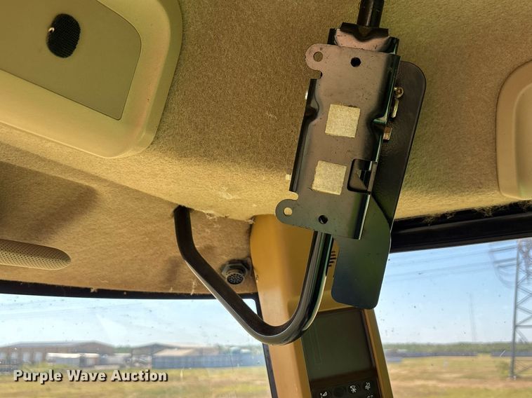 image for item YA0779 2010 John Deere 9770STS combine