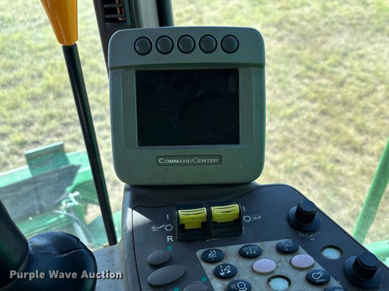 image for item YA0779 2010 John Deere 9770STS combine