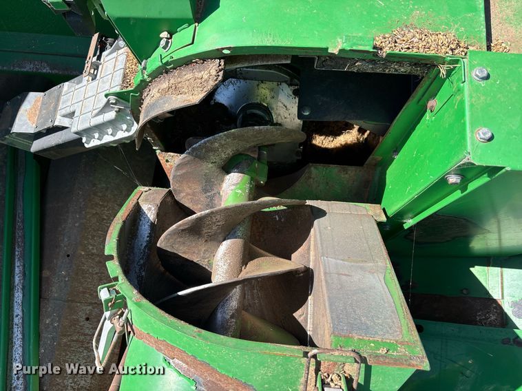 image for item YA0779 2010 John Deere 9770STS combine