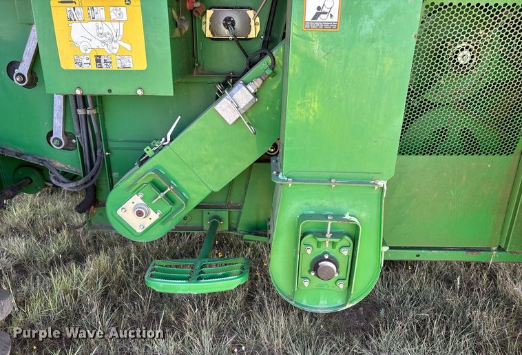 image for item YA0779 2010 John Deere 9770STS combine