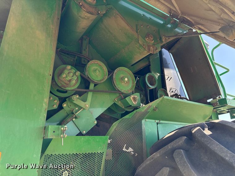 image for item YA0779 2010 John Deere 9770STS combine