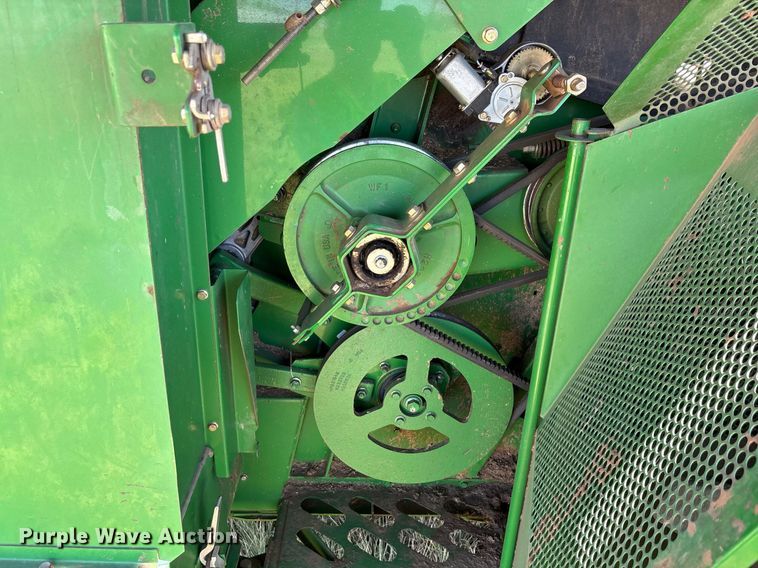 image for item YA0779 2010 John Deere 9770STS combine