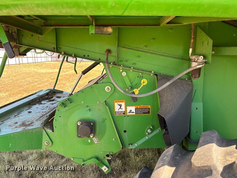 image for item YA0779 2010 John Deere 9770STS combine