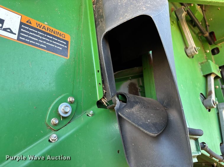 image for item YA0779 2010 John Deere 9770STS combine